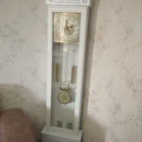 ساعت ایستاده سفید