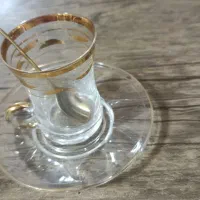 شیک وخاص وظریف استکانهای لب طلایی|ظروف سرو و پذیرایی|اصفهان, طامه|دیوار