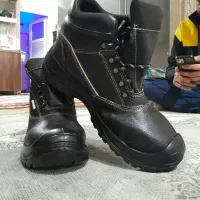 کفش کار نو
