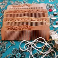 شانه چوبی منبت|صنایع دستی و سایر لوازم تزئینی|شیراز, فرهنگ شهر|دیوار