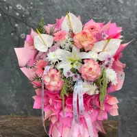 نیرو‌کار در گلفروشی،تزیین کار گلفروشی