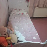 تخت وکمد کودک از نوزاد تا نوجوان|تخت و سرویس خواب|کرج, فاز ۳ گوهردشت|دیوار