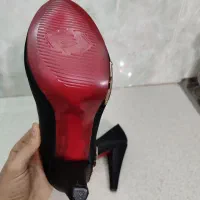 کفش و لباس مجلسی وبیرونی