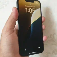 ایفون ۱۳ دو سیم در حد نو با شارژر اصلی