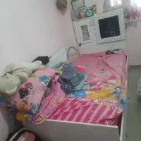 تخت و کمد فروشی فوری