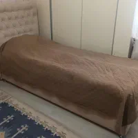 ۱عدد تختخواب باکس دار تک نفره بدون تشک