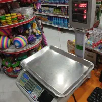 وسایل فروشگاه موادغذایی یخچال قفسه ترازو|فروشگاه و مغازه|اراک, |دیوار