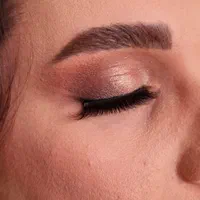 اصلاح حرفه ایی صورت و ابرو و ارایه خدمات میکاپ|خدمات آرایشگری و زیبایی|شاهین‌شهر, حافظ جنوبی|دیوار