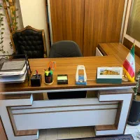 فروش۴ عدد میز اداری یکجا فوری