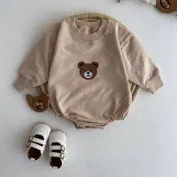 فروشنده خانم در محیط زنانه