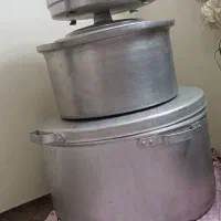 دیگ و قابلمه بزرگ