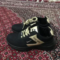 کفش کتونی اسپرت سایز ۳۹تازه