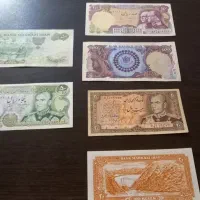 تعدادی اسکناس قدیمی کلکسیونی