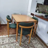 میز ناهار خوری