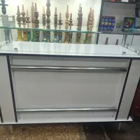 دو عدد پیشخوان