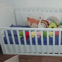 تخت خواب کودک و نوزاد