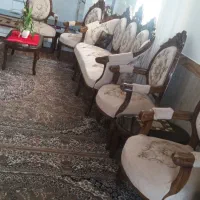 یک دست مبل هفت نفره سلطنتی به فروش میرسد