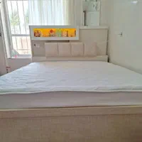 سرویس تخت خواب چوب دونفره و تشک طبی رویال|تخت و سرویس خواب|مبارکه, |دیوار