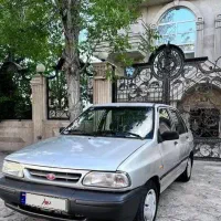 پراید نقره ای