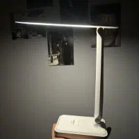 چراغ مطالعه شیک و پر نور