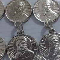 گردن آویز جنس برنج روکش آب رادیوم فروشی|بدلیجات|رفسنجان, |دیوار