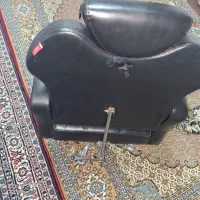 صندلی آرایشگری در حد صفر|آرایشگاه و سالن‌های زیبایی|بندر انزلی, شالیور|دیوار