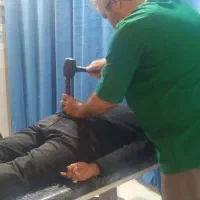 حجامت،زالودرمانی،اصلاح ستون فقرات ودیسک کمر|خدمات آرایشگری و زیبایی|خرم‌آباد, |دیوار