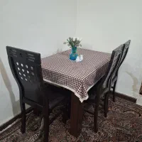 میزناهارخوری ۴ نفره ۳ صندلی