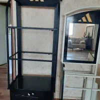 اینه وکتابخانه فلزی