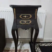 میز تلفن یا دکوری شیک وزیبا