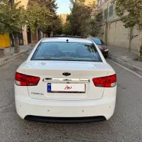 کیا سراتو آپشنال ۲۰۰۰|خودرو سواری و وانت|تهران, تهرانپارس غربی|دیوار