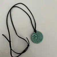 گردنبند ماه اسفند