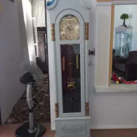 ساعت ایستاده تمیز و در حد