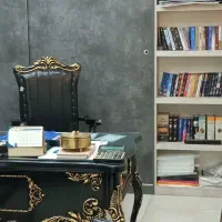 منشی با حقوق ثابت