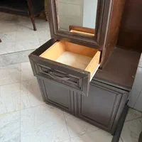 تعدادی وسایل آرایشگاه زنانه-دراور-جالباسی-صندلی|مبلمان اداری|تهران, نیلوفر|دیوار