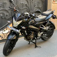 موتور ns200 مشابه صفر مدل ۹۵