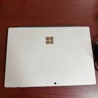 surface pro5 i5 256 Ram 8