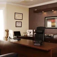 منشی دفتر مدیرعامل