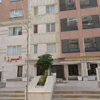 استخدام لابی من