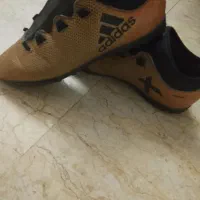 استوک فوتبال آدیداس اورجینال سایز  ۳۶ به ۳۵ میخوره