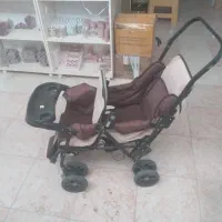 کالسکه دو قلو سالم