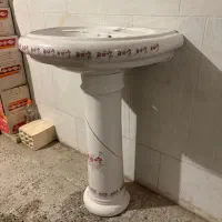 روشویی کارکرده بدون شکستگی|لوازم سرویس بهداشتی|سیرجان, |دیوار