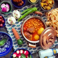 استخدام سالندار و کمک آشپز خانم