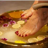 پدیکور و اسپا دست و پارافین تراپی تخصصی و حرفه ای