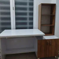 میز تحریر شیک و جادار