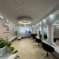 بک فرصت عالی برای اجاره صندلی و اتاق در آرایشگاه