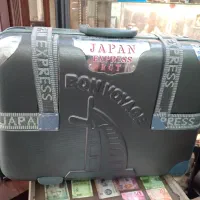 چمدان مسافرتی