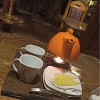استخدام خانم در کافه