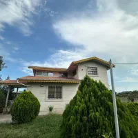 ویلاباغ دارای محوطه1400متری و بنا 240|فروش خانه و ویلا|لیسار, |دیوار