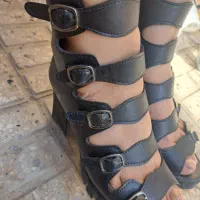 کفش زیاد پوشیده نشده هر جفتی صدتومن